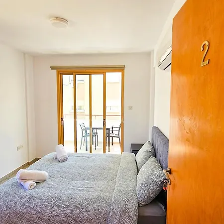 Central City Rooms * Larnaca